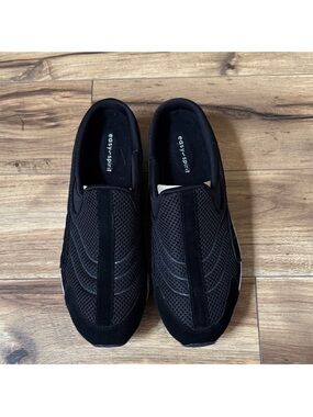 Easy Spirit womens Black Slip-On Mesh Loafers